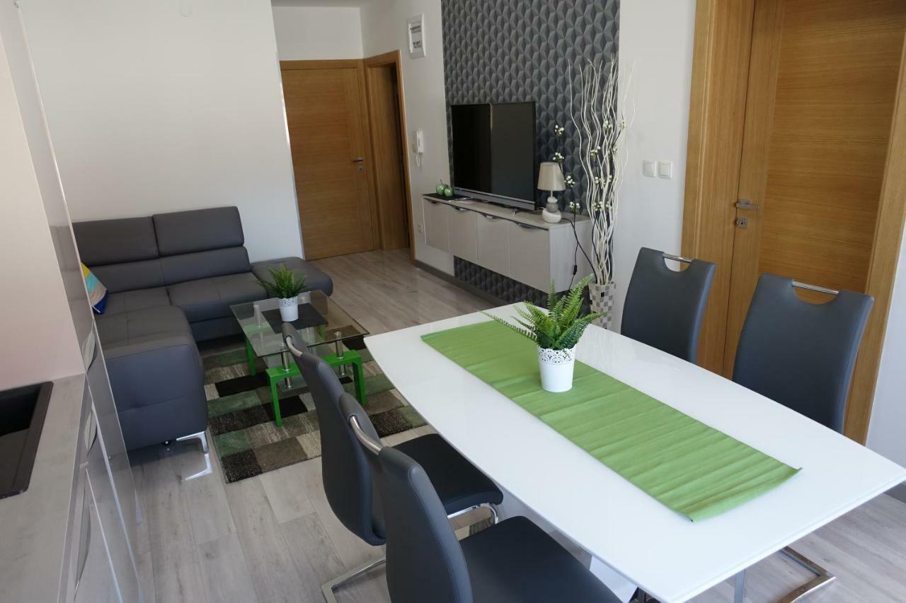 Apartments Silver Bol Dış mekan fotoğraf